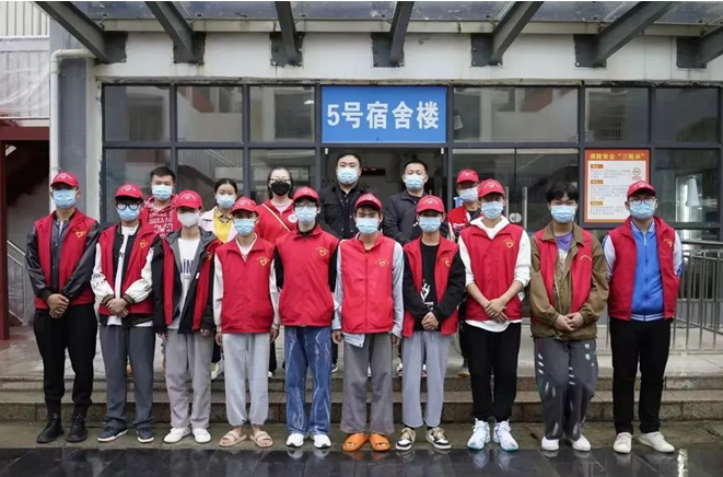 團(tuán)結(jié)一心、戰(zhàn)疫情