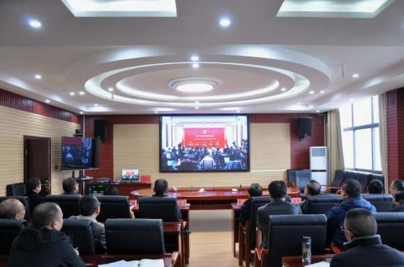 黨的十九屆六中全會精神在畢節(jié)工業(yè)職業(yè)技術(shù)學院引發(fā)熱議