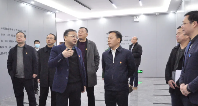 畢節(jié)市委常委、市委統(tǒng)戰(zhàn)部部長陳宗俊赴畢節(jié)工業(yè)職業(yè)技術(shù)學院調(diào)研