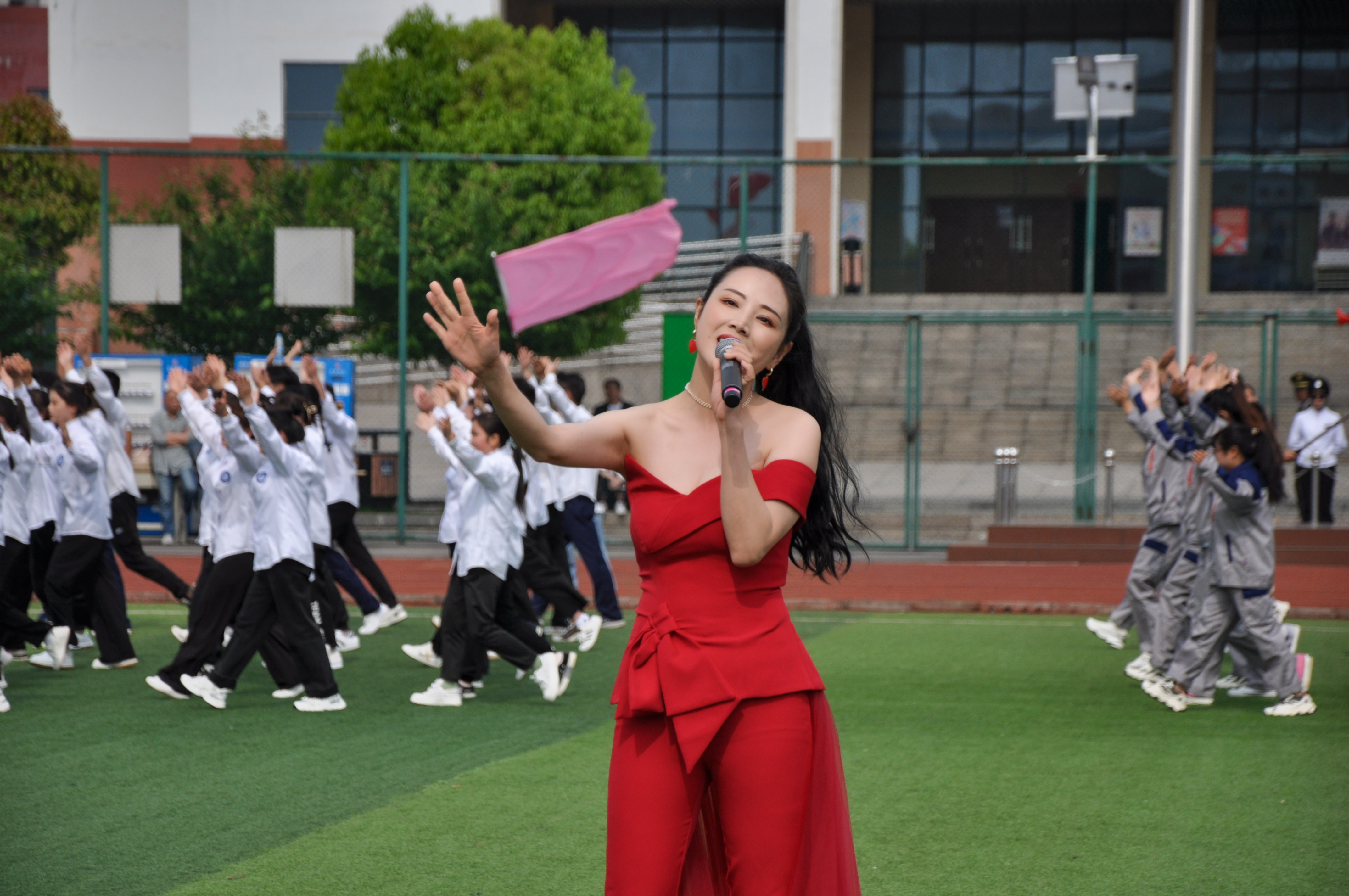 第二屆校園文化藝術(shù)節(jié)、第三屆田徑運(yùn)動會開幕式