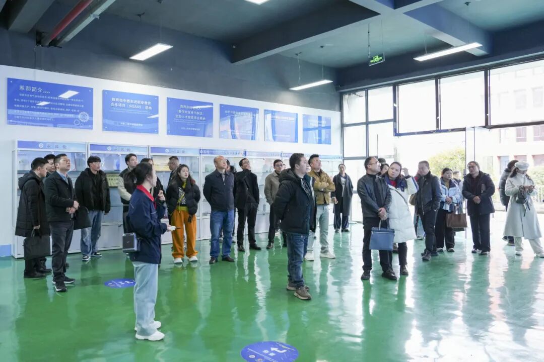 畢節(jié)市教育局率市內(nèi)中高職院校到我院調(diào)研